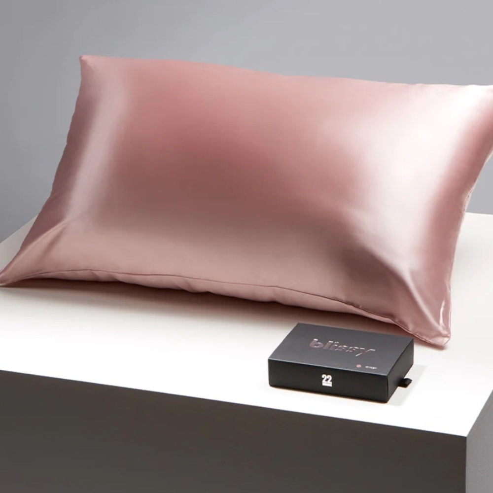 Blissy Pillowcase (king) & Sleeping Eye Mask - NIB